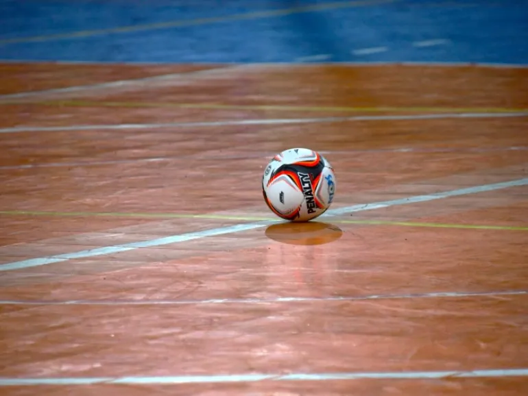 Campeonato Municipal de Futsal de Base de Ilhabela chega à semifinal das categorias Sub-12 e Sub-14 nesta quinta-feira (21)