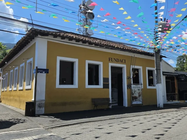 Fundaci abre inscrições para exposição coletiva "Mar da Ilha" nesta segunda-feira (22)