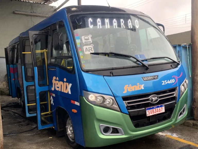 Nova linha de ônibus passa a atender região da Coroa do Camarão em Ilhabela