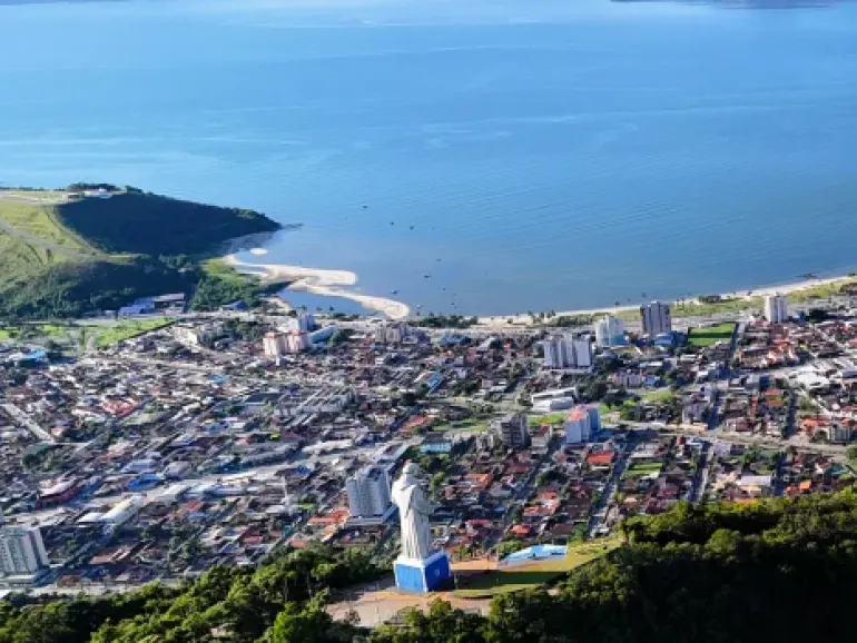 Caraguatatuba registra redução de mais de R$ 20 milhões em royalties no início de 2026