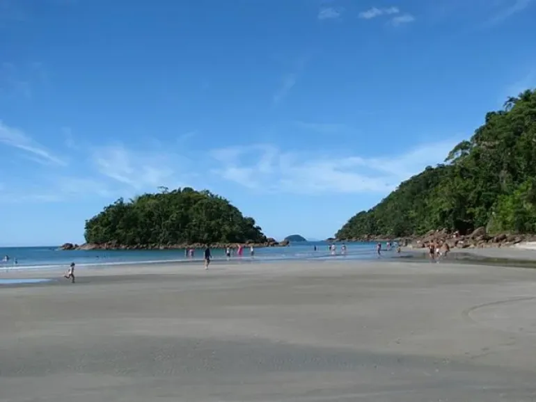 Praia do Ubatumirim