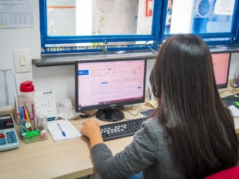 Prefeitura aguarda mais 26 alunos para estagiar no serviço público municipal de Caraguatatuba