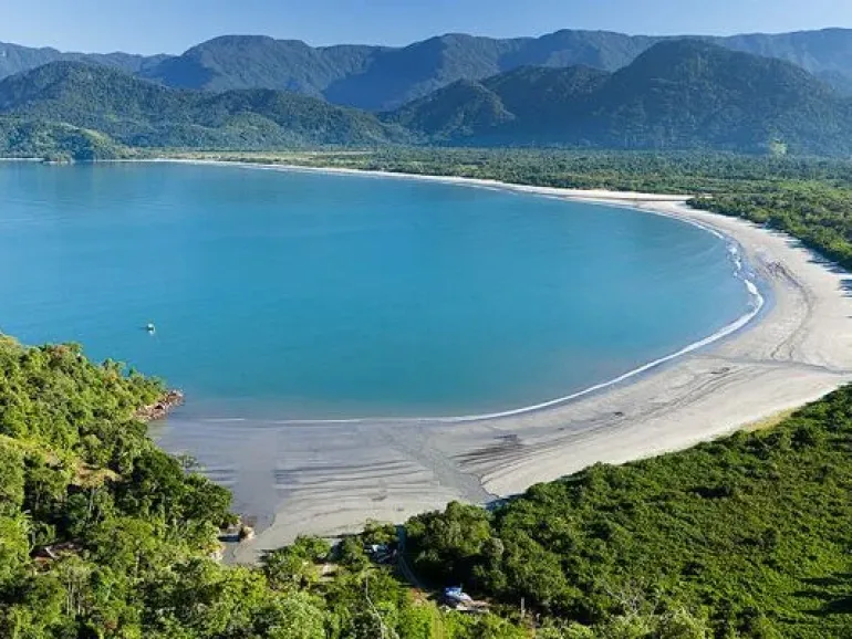 Praia do Ubatumirim