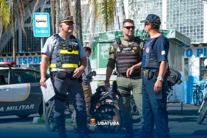 Maio Amarelo realiza blitz educativa na Rua Thomaz Galhardo
