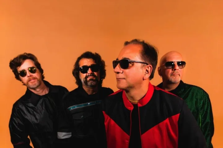 Biquini Cavadão é destaque da programação musical da Semana da Cultura Caiçara em Ilhabela