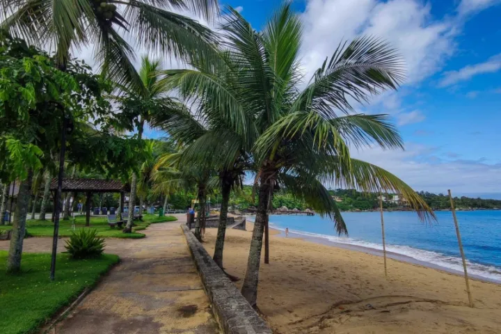 Ilhabela recebe 1ª Feira do Saneamento Básico com foco na ampliação do abastecimento de água tratada