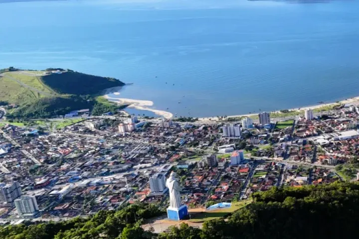 Caraguatatuba registra redução de mais de R$ 20 milhões em royalties no início de 2026