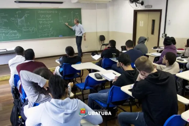Ubatuba: Etec abre processo seletivo para docente de Física